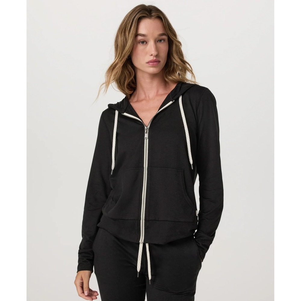Vuori Halo Performance Hoodie 2.0 Womens Medium Black Comfort Athleisure Fall